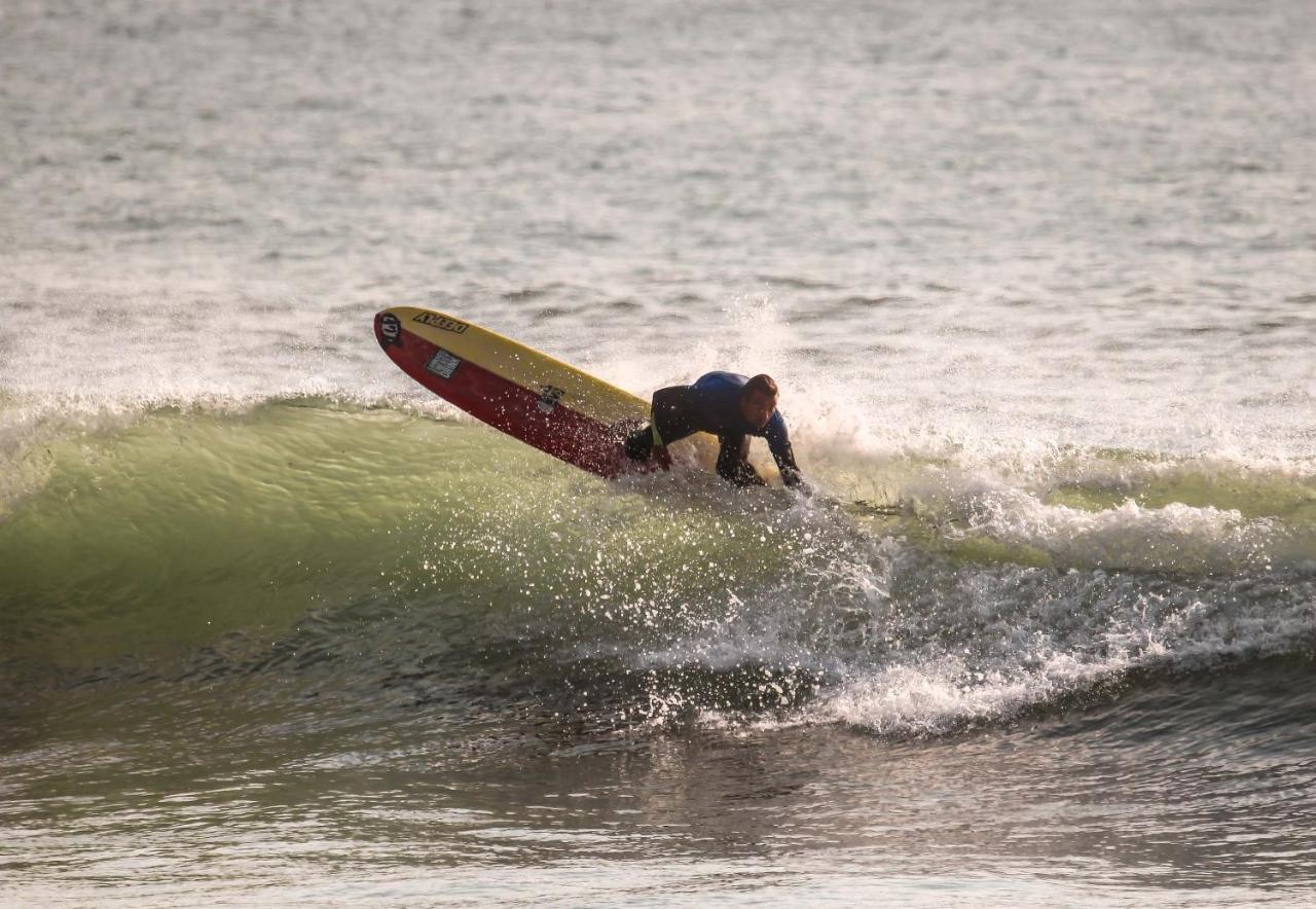 Hotel Surfivor Surf Camp Esmoriz Exterior foto